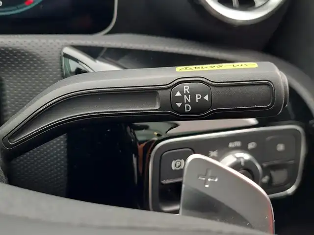 メルセデス・ベンツ Ａ２００ｄ AMGライン 東京都 2020(令2)年 4.6万km デニムブルー レーダーセーフティパッケージ/アクティブブレーキアシスト/アクティブレーンキーピングアシスト/ブラインドスポットアシスト/アテンションアシスト/純正ナビ/バックカメラ/ドライブレコーダー/ハーフレザーシート/シートヒーター/ETC2.0/パドルシフト/純正18インチAW/スマートキー/LEDヘッドライト