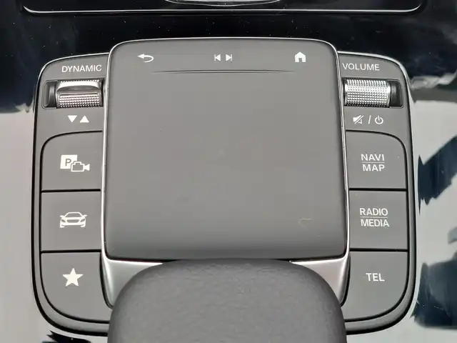 メルセデス・ベンツ Ａ２００ｄ AMGライン 東京都 2020(令2)年 4.6万km デニムブルー レーダーセーフティパッケージ/アクティブブレーキアシスト/アクティブレーンキーピングアシスト/ブラインドスポットアシスト/アテンションアシスト/純正ナビ/バックカメラ/ドライブレコーダー/ハーフレザーシート/シートヒーター/ETC2.0/パドルシフト/純正18インチAW/スマートキー/LEDヘッドライト