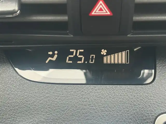 トヨタ シエンタ ハイブリッド ファンベースG 岩手県 2019(令1)年 1.8万km ベージュ セーフティセンス/　・プリクラッシュセーフティ/　・緊急時操舵支援/　・レーンディパーチャーアラート/　・ロードサインアシスト/　・ドライバー異常時対応システム/　・プロアクティブドライビングアシスト/　・アダプティブハイビームシステム/　・レーダークルーズコントロール/　・先行車発進告知機能/純正SDナビ/　・CD/Bluetooth/アラウンドビューモニター/バックカメラ/両側パワースライドドア/クルーズコントロール/LEDヘッドライト/ステアリングスイッチ/オートエアコン/スマートキー/ETC