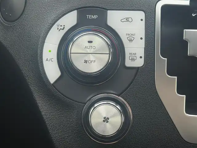 トヨタ シエンタ ハイブリッド ファンベースG 岩手県 2019(令1)年 1.8万km ベージュ トヨタセーフティセンス/　・プリクラッシュセーフティ/　・レーンディパーチャーアラート/　・オートマチックハイビーム/　・レーダークルーズコントロール/純正メモリナビ/　　CD/DVD/Bt/パノラミックビューモニター/バックカメラ/両側パワースライドドア/クルーズコントロール/LEDヘッドライト/ステアリングスイッチ/オートエアコン/スマートキー/ETC