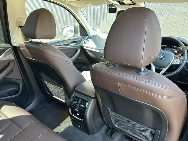 ＢＭＷ Ｘ３ xDrive20d 道東・釧路十勝 2022(令4)年 3.2万km サファイアブラックP ワンオーナー車/セレクトパッケージ/　・ステアリングホイールヒーティング/　・電動パノラマガラスサンルーフ/　・リアシートヒーティング/　・リアシートバックレストアジャスメント/レザーパッケージ/アダプティブクルーズコントロール/茶革/シートヒーター/メモリ付きパワーシート/パワーバックドア/ドライブレコーダー(前後)/純正ナビ/TV/BT/USB/純正19インチAW/ミラーETC/パークディスタンスコントロール/ダウンヒルアシストコントロール/ジェスチャーコントロール/LEDヘッドライト/オートライト/ハイビーム/リアフォグライト