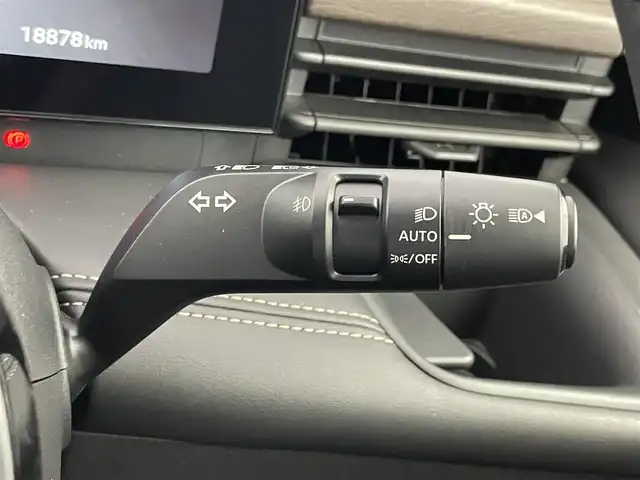 日産 セレナ ハイウェイスター V 埼玉県 2023(令5)年 1.9万km インペリアルアンバーP 純正１２．３インチナビ　フリップダウン　アラウンドビュー　プロパイロット　ＢＳＩ　インテリジェントルームミラー　エマージェンシーブレーキ　ワイヤレス充電　両側パワースライドドア　ナビ内蔵ドラレコ　ＴＶ