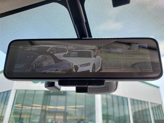 日産 セレナ ハイウェイスター V 東京都 2022(令4)年 1.2万km ダイヤモンドブラック プロパイロット/純正10インチナビ/アラウンドビューモニター/デジタルインナーミラー/ドライブレコーダー/ビルトインETC/両側パワースライドドア/アイドリングストップ/衝突軽減ブレーキ/レーンキープアシスト/コーナーセンサー/ブラインドスポットモニター/スマートキー/純正16インチAW