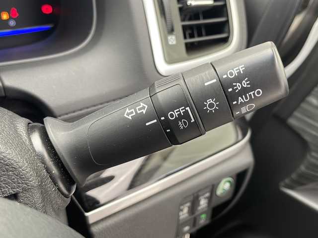 ホンダ オデッセイ ハイブリッド アブソルート ホンダセンシング 千葉県 2016(平28)年 4.2万km ホワイトオーキッドパール 衝突軽減ブレーキ/クルーズコントロール/純正SDナビ/（フルセグ/Bluetooth/FM/AM）/バックカメラ/ETC/アイドリングストップ/ハーフレザーシート/パワーシート/レーンキープアシスト/LEDヘッドライト/電動格納ミラー