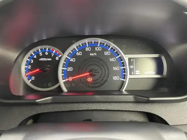 トヨタ ルーミー カスタムG 岡山県 2022(令4)年 2.9万km パールホワイトⅢ 社外10インチポータブルナビ（G10-AU06)/【Bluetooth/TV】/LEDヘッドライト/LEDフォグランプ/前席シートヒーター/オートライト/両側電動スライドドア/衝突軽減ブレーキ/コーナーセンサー（前後）/アイドリングストップ/純正14インチアルミホイール/オートブレーキホールド/ISOFIX/チルトステアリング/D席シートリフター/シートバックテーブル/スペアタイヤ/ウインカーミラー/ドアバイザー