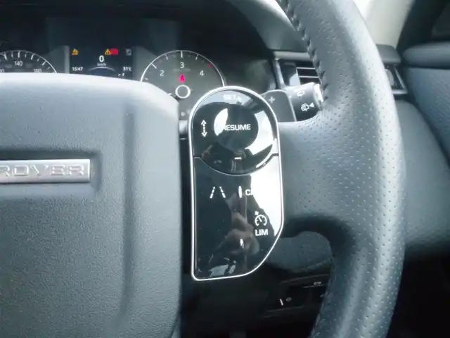 ランドローバー レンジローバーヴェラール S 180PS 岩手県 2017(平29)年 4.7万km 白 AEB/LKA/BSA/ACC/純正ナビ/フルセグTV/全方位カメラ/黒革シート/パワーシート/シートヒーター/Pテールゲート/LEDライト/メリディアンサウンド/ドラレコ/GPSレーダー