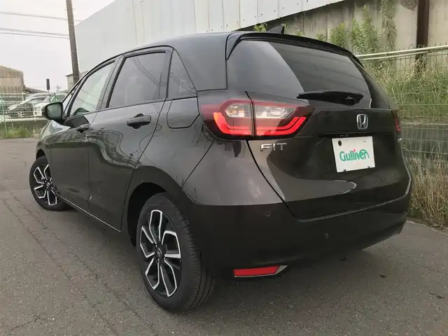 ホンダ フィット e:HEVホーム 富山県 2020(令2)年 4.3万km プレミアムグラマラスブロンズP 〇9インチ純正ナビ/〇フルセグTV/〇バックカメラ/〇ビルトインETC/〇ドライブレコーダー/〇ホンダセンシング/〇アダプティブクルーズコントロール/〇LEDヘッドランプ/〇オートライト/〇純正16インチアルミ/〇革巻きステアリング/〇スマートキーシステム/〇禁煙車
