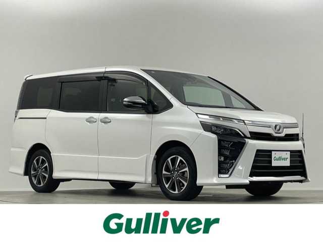 トヨタ ヴォクシー ZS 煌 埼玉県 2018(平30)年 5.4万km ホワイトパールクリスタルシャイン トヨタセーフティセンス/・プリクラッシュセーフティシステム（対車両）/・レーンディパーチャーアラート/・オートマチックハイビーム/両側パワースライドドア　前後ドライブレコーダー　純正ナビ　フルセグ　Bluetooth　CD　SD　DVD　バックカメラ　ビルトインETC LEDヘッドライト　フォグランプ　純正AW　スマートキー　プッシュスタート　