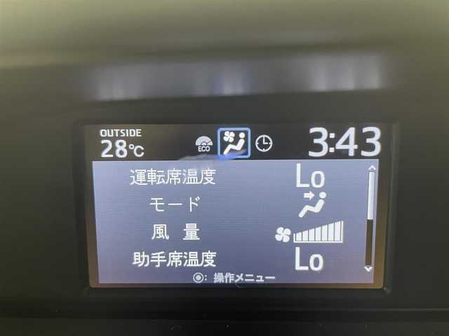 トヨタ ヴォクシー ZS 煌 埼玉県 2018(平30)年 5.4万km ホワイトパールクリスタルシャイン トヨタセーフティセンス/・プリクラッシュセーフティシステム（対車両）/・レーンディパーチャーアラート/・オートマチックハイビーム/両側パワースライドドア　前後ドライブレコーダー　純正ナビ　フルセグ　Bluetooth　CD　SD　DVD　バックカメラ　ビルトインETC LEDヘッドライト　フォグランプ　純正AW　スマートキー　プッシュスタート　
