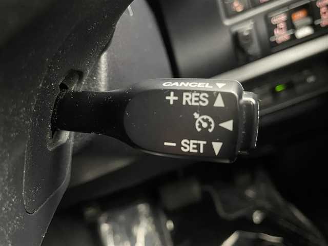 トヨタ ヴォクシー ZS 煌 埼玉県 2018(平30)年 5.4万km ホワイトパールクリスタルシャイン トヨタセーフティセンス/・プリクラッシュセーフティシステム（対車両）/・レーンディパーチャーアラート/・オートマチックハイビーム/両側パワースライドドア　前後ドライブレコーダー　純正ナビ　フルセグ　Bluetooth　CD　SD　DVD　バックカメラ　ビルトインETC LEDヘッドライト　フォグランプ　純正AW　スマートキー　プッシュスタート　