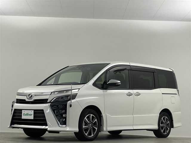 トヨタ ヴォクシー ZS 煌 埼玉県 2018(平30)年 5.4万km ホワイトパールクリスタルシャイン トヨタセーフティセンス/・プリクラッシュセーフティシステム（対車両）/・レーンディパーチャーアラート/・オートマチックハイビーム/両側パワースライドドア　前後ドライブレコーダー　純正ナビ　フルセグ　Bluetooth　CD　SD　DVD　バックカメラ　ビルトインETC LEDヘッドライト　フォグランプ　純正AW　スマートキー　プッシュスタート　