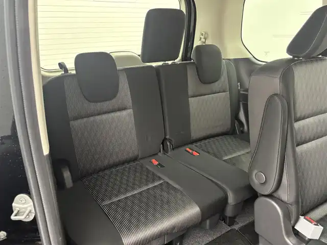 日産 セレナ e－パワー ハイウェイスター V 福井県 2022(令4)年 2.1万km ダイヤモンドブラック プロパイロット/・衝突軽減ブレーキ/・車線逸脱警報機能/・レーンキープアシスト/・クルーズコントロール（追従有）/純正10インチナビ/【AM/FM/CD/DVD/Blu-rayDisc/Bluetooth/フルセグTV】/アラウンドビューモニター/ETC/両側パワースライドドア/プッシュスタート/スマートキー/スペアキー/オートライト/LEDヘッドライド/フォグランプ/コーナーセンサー