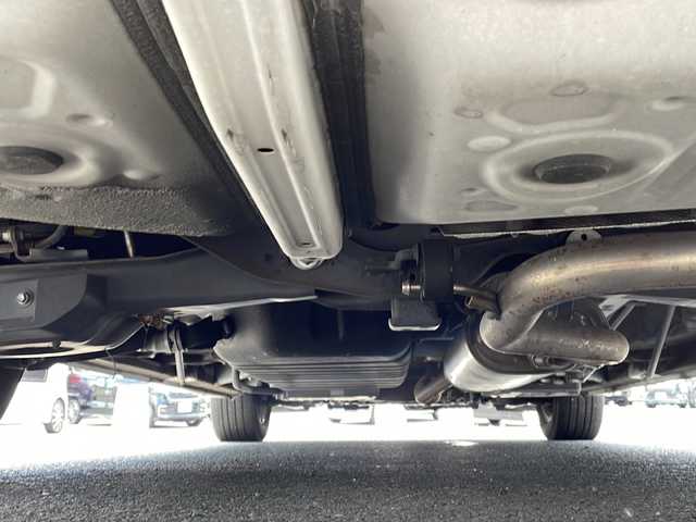 トヨタ ヴェルファイア V 京都府 2015(平27)年 6.6万km ホワイトパールクリスタルシャイン 純正９インチナビ　ＤＶＤ再生　Ｂｌｕｅｔｏｏｔｈオーディオ　フルセグ　バックカメラ　後席フリップダウンモニター　プリクラッシュセーフティ　レーダークルーズコントロール　両側パワースライド　ＬＥＤライト