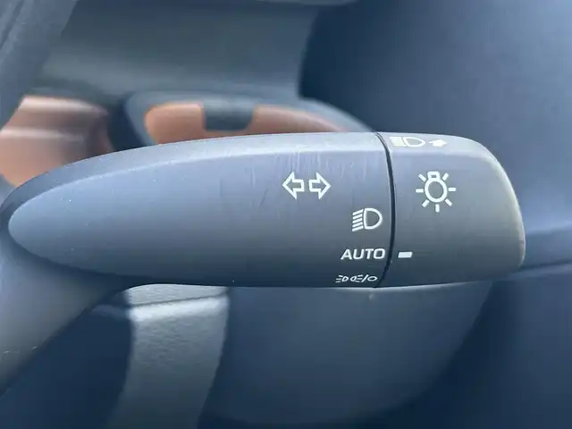 トヨタ シエンタ ハイブリッド Z 茨城県 2023(令5)年 4.4万km ダークグレー 純正ナビ/フルセグ/CD　DVD/バックカメラ/トヨタセーフティセンス/モデリスタエアロ/後席フリップダウンモニター/両側パワースライドドア/レーダークルーズコントロール/ETC/純正アルミホイール/シートヒーター/コンフォート/ドラレコ