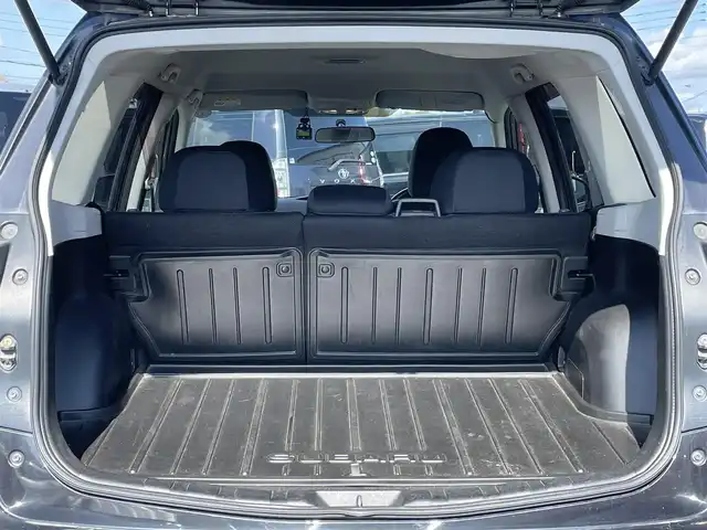 スバル フォレスター 2．0XS 道央・札幌 2008(平20)年 13万km ダークグレーメタリック ４WD/社外HDDナビ/AM/FM/CD/DVD/SD/AUX/ワンセグ/横滑り防止装置/クルーズコントロール/ETC/ドライブレコーダー/ECOMODE/前席シートヒーター/革巻きステアリング/ステアリングリモコン/MTモード付AT/リモコンキー/キセノンヘッドライト/フォグランプ/電動格納ミラー/純正フロアマット/ドアバイザー/スペアキー/純正AW付冬タイヤ積込/215/65/R16/2021年/山8mm