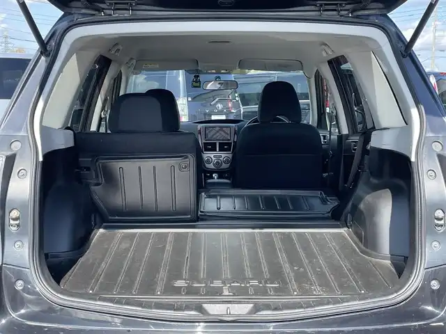 スバル フォレスター 2．0XS 道央・札幌 2008(平20)年 13万km ダークグレーメタリック ４WD/社外HDDナビ/AM/FM/CD/DVD/SD/AUX/ワンセグ/横滑り防止装置/クルーズコントロール/ETC/ドライブレコーダー/ECOMODE/前席シートヒーター/革巻きステアリング/ステアリングリモコン/MTモード付AT/リモコンキー/キセノンヘッドライト/フォグランプ/電動格納ミラー/純正フロアマット/ドアバイザー/スペアキー/純正AW付冬タイヤ積込/215/65/R16/2021年/山8mm