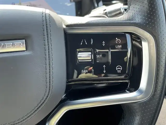 ランドローバー レンジローバーヴェラール Rダイナミック HSE 250PS 東京都 2021(令3)年 2.9万km ユーロンホワイト MERIDIANサウンド/純正ナビ/パノラミックビュー/レザーシート/ベンチレーション/シートヒーター/後席電動リクライニング/エアサスペンション/ACC/パワーバックドア/ETC2.0/純正OP前後ドラレコ/保証書/取説