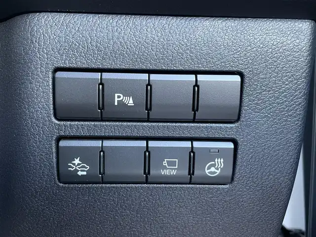 レクサス ＮＸ 200t Iパッケージ 愛知県 2015(平27)年 6.2万km ソニッククォーツ サンルーフ/プリクラッシュセーフティ/ブラインドスポットモニター/レーントレーシングアシスト/純正SDナビ/・フルセグTV/Bluetooth/CD/DVD/USB/バック＋サイドカメラ/ビルドインETC/パドルシフト/電子パーキング/LEDヘッドライト/クリアランスソナー/シートヒーター/ステアリングヒーター/オートクルーズコントロール/コーナーセンサー/ミラーヒーター/フロアマット