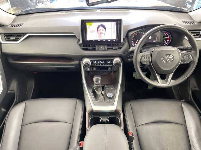 トヨタ ＲＡＶ４ G Zパッケージ 道央・札幌 2019(令1)年 5.8万km アティチュードブラックマイカ ・４WD/ サンルーフ/・トヨタセーフティセンス/・プリクラッシュセーフティ/・レーダークルーズコントロール/・TRDエアロ（F.S.R）/・純正9インチナビ/・DVD.CD.SD.Bluetooth/・フルセグ/バックカメラ /・レザーシート/パワーシート/・運手席/助手席シートヒーター/・デジタルインナーミラー/・パワーバックドア /・ビルトインETC/・トノカバー/・スマートキー