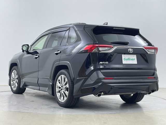 トヨタ ＲＡＶ４ G Zパッケージ 道央・札幌 2019(令1)年 5.8万km アティチュードブラックマイカ ・４WD/ サンルーフ/・トヨタセーフティセンス/・プリクラッシュセーフティ/・レーダークルーズコントロール/・TRDエアロ（F.S.R）/・純正9インチナビ/・DVD.CD.SD.Bluetooth/・フルセグ/バックカメラ /・レザーシート/パワーシート/・運手席/助手席シートヒーター/・デジタルインナーミラー/・パワーバックドア /・ビルトインETC/・トノカバー/・スマートキー