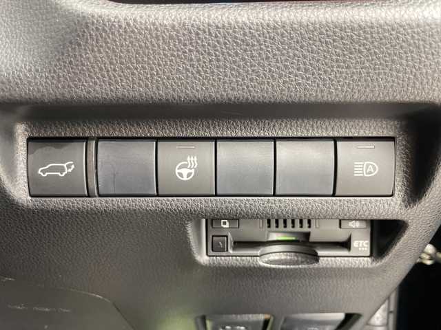 トヨタ ＲＡＶ４ G Zパッケージ 道央・札幌 2019(令1)年 5.8万km アティチュードブラックマイカ ・４WD/ サンルーフ/・トヨタセーフティセンス/・プリクラッシュセーフティ/・レーダークルーズコントロール/・TRDエアロ（F.S.R）/・純正9インチナビ/・DVD.CD.SD.Bluetooth/・フルセグ/バックカメラ /・レザーシート/パワーシート/・運手席/助手席シートヒーター/・デジタルインナーミラー/・パワーバックドア /・ビルトインETC/・トノカバー/・スマートキー