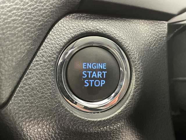 トヨタ ＲＡＶ４ G Zパッケージ 道央・札幌 2019(令1)年 5.8万km アティチュードブラックマイカ ・４WD/ サンルーフ/・トヨタセーフティセンス/・プリクラッシュセーフティ/・レーダークルーズコントロール/・TRDエアロ（F.S.R）/・純正9インチナビ/・DVD.CD.SD.Bluetooth/・フルセグ/バックカメラ /・レザーシート/パワーシート/・運手席/助手席シートヒーター/・デジタルインナーミラー/・パワーバックドア /・ビルトインETC/・トノカバー/・スマートキー