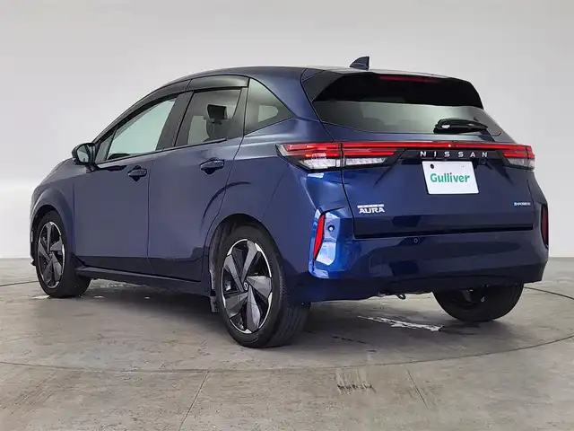 日産 オーラ G 愛知県 2022(令4)年 4.5万km オーロラフレアブルーパール 純正ディスプレイオーディオナビ/（Bluetooth/TV/HDMI/USB入力/AM/FM）/全方位カメラ/BOSEスピーカー/置くだけ充電/プロパイロット/BSM/ETC2.0/ドラレコ/電動格納ミラー/電子パーキング/オートホールド/ハーフレザー/ステアリングリモコン/デジタルインナーミラー/ドアバイザー/プッシュスタート/スマートキー/純正フロアマット