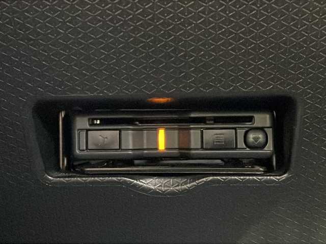 ダイハツ タント カスタム RS スタイルセレクション 青森県 2022(令4)年 1.6万km ブラックマイカメタリック/シャイニングホワイトパール 4WD・ターボ/純正メモリナビ・フルセグTV/CD・DVD・Bluetooth・SD/バックカメラ/合皮コンビシート/前席シートヒーター/両側パワースライドドア/スマートアシスト/衝突軽減ブレーキ/追従クルーズコントロール/レーンキープコントロール/アダプティブドライビングビーム/コーナーセンサー/シートバックテーブル/ビルトインETC/LEDヘッドライト/LEDフォグランプ/純正15インチアルミ/スマートキー/プッシュスタート