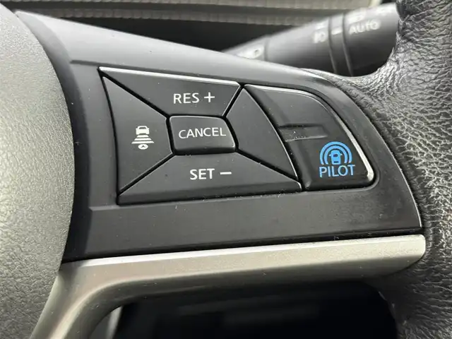 日産 セレナ ハイウェイスター G プロパイロットED 福岡県 2017(平29)年 3.2万km ダイヤモンドブラック 純正９型ナビ／フルセグＴＶ　/バックカメラ　/ＥＴＣ　/プロパイロット　/コーナーセンサー　/エマージェンシーブレーキ　/レーンキープ　/両側電動スライドドア　/プッシュスタート　/Ｗエアコン　/純正１６インチＡＷ