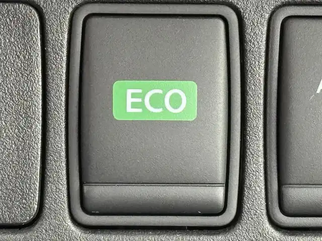 日産 セレナ ハイウェイスター G プロパイロットED 福岡県 2017(平29)年 3.2万km ダイヤモンドブラック 純正９型ナビ／フルセグＴＶ　/バックカメラ　/ＥＴＣ　/プロパイロット　/コーナーセンサー　/エマージェンシーブレーキ　/レーンキープ　/両側電動スライドドア　/プッシュスタート　/Ｗエアコン　/純正１６インチＡＷ