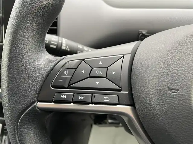 日産 セレナ X VセレクションⅡ 岩手県 2018(平30)年 11.1万km ブリリアントホワイトパール 【(株)IDOMが運営する【じしゃロン盛岡店】の自社ローン対象車両になります。こちらは現金ご利用時の価格です。自社ローンご希望の方は別途その旨お申付け下さい。】/衝突軽減システム/両側パワースライドドア/純正ナビ/CD/DVD/フルセグ/Bluetooth/SD/プッシュスタート/スマートキー/スペアキー/フォグライト/オートライト/バックカメラ/ETC