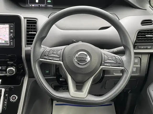 日産 セレナ X VセレクションⅡ 岩手県 2018(平30)年 11.1万km ブリリアントホワイトパール 【(株)IDOMが運営する【じしゃロン盛岡店】の自社ローン対象車両になります。こちらは現金ご利用時の価格です。自社ローンご希望の方は別途その旨お申付け下さい。】/衝突軽減システム/両側パワースライドドア/純正ナビ/CD/DVD/フルセグ/Bluetooth/SD/プッシュスタート/スマートキー/スペアキー/フォグライト/オートライト/バックカメラ/ETC