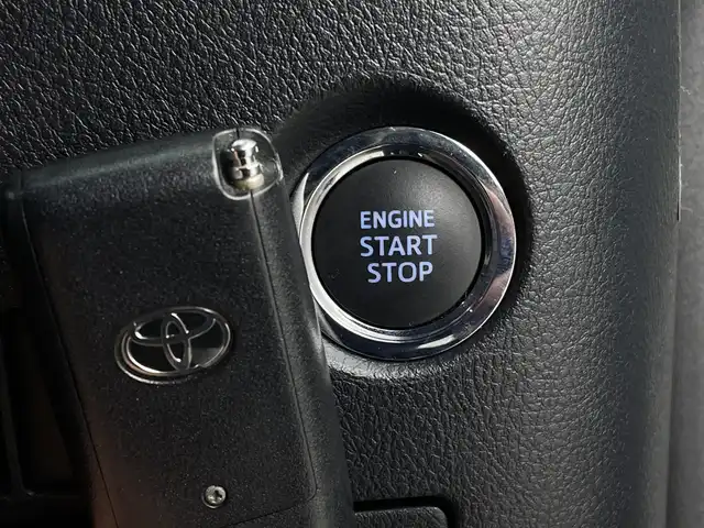 トヨタ アルファード S Cパッケージ 新潟県 2019(令1)年 4.3万km 白 アルパインフリップダウンモニター/アルパイン11インチナビ/  　フルセグ/CD/DVD/BT/バックカメラ/両側パワースライドドア/おしパワーバックドア/レーダークルーズコントロール/LEDオートライト/オートハイビーム/レザーシート/パワーシート/シートメモリー/シートヒーター/シートエアコン/純正18インチアルミホイール/ステリングスイッチ/ステリングヒーター/スマートキー/ビルトインETC