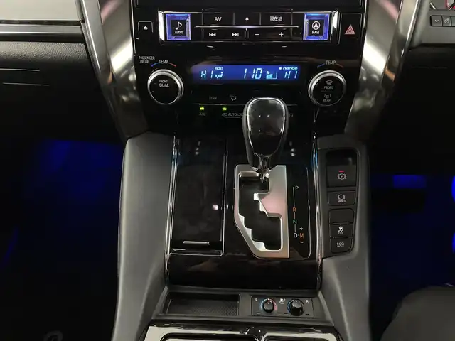 トヨタ アルファード S Cパッケージ 新潟県 2019(令1)年 4.3万km 白 アルパインフリップダウンモニター/アルパイン11インチナビ/  　フルセグ/CD/DVD/BT/バックカメラ/両側パワースライドドア/おしパワーバックドア/レーダークルーズコントロール/LEDオートライト/オートハイビーム/レザーシート/パワーシート/シートメモリー/シートヒーター/シートエアコン/純正18インチアルミホイール/ステリングスイッチ/ステリングヒーター/スマートキー/ビルトインETC