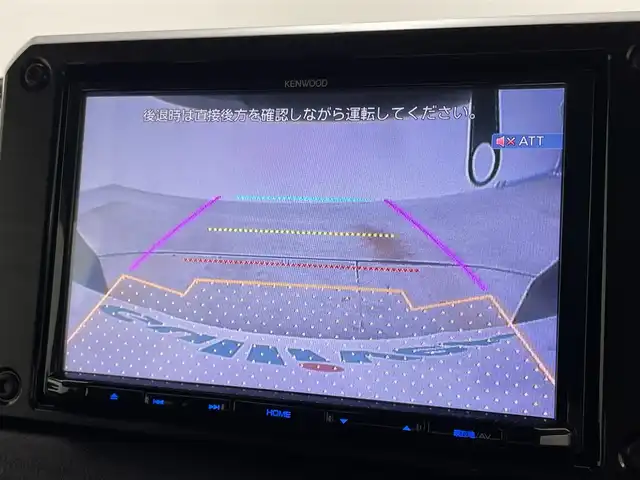 スズキ ジムニー XC 岡山県 2022(令4)年 3.5万km ピュアホワイトP 純正ナビ(SKX-S806)/【CD/DVD/BT/フルセグ/iPod】/クルーズコントロール/衝突軽減ブレーキ/レーンキープアシスト/横滑り防止装置/バックカメラ/オートライト/ＬＥＤヘッドライト/エンジンスタートボタン/ビルトインＥＴＣ/社外ドライブレコーダー(前後)/ダウンヒルアシストコントロール/センターデフロック