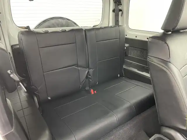 スズキ ジムニー XC 岡山県 2022(令4)年 3.5万km ピュアホワイトP 純正ナビ(SKX-S806)/【CD/DVD/BT/フルセグ/iPod】/クルーズコントロール/衝突軽減ブレーキ/レーンキープアシスト/横滑り防止装置/バックカメラ/オートライト/ＬＥＤヘッドライト/エンジンスタートボタン/ビルトインＥＴＣ/社外ドライブレコーダー(前後)/ダウンヒルアシストコントロール/センターデフロック