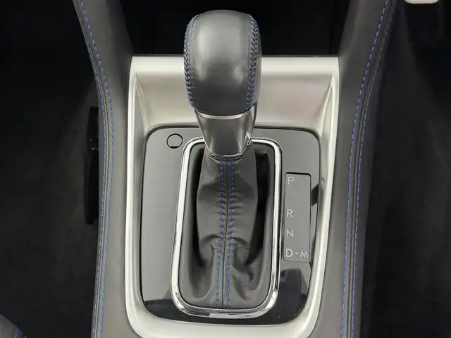 スバル レヴォーグ 2．0GT－S アイサイト 愛知県 2015(平27)年 6万km 黒 アイサイト/純正SDナビ/・フルセグTV/・Bluetooth/ハーフレザーシート/パワーシート/ステアリングリモコン/革巻きステアリング/パドルシフト/ETC/ドライブレコーダー/電子パーキングシステム/スペアキー/フォグランプ/LEDライト/トノカバー