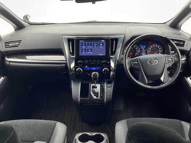 トヨタ アルファード S タイプゴールド 千葉県 2020(令2)年 2.1万km ブラック ワンオーナー/トヨタセーフティセンス/プリクラッシュセーフティ/レーントレーシングアシスト/レーンディパーチャーアラート/ロードサインアシスト/レーダークルーズコントロール/オートマチックハイビーム/先行車発進アラーム/純正ディスプレオーディオ/　ナビ/TV/BT/AM/FM/純正DVD/CDキット/12.1型フリップダウンモニター/バックカメラ/ビルトインETC/パワーバックドア/両側パワースライドドア/ドライブレコーダー/純正18インチAW/純正フロアマット/ハーフレザーシート/オートライト/LEDヘッドライト/フォグランプ/電子パーキング/ブレーキホールド/プッシュスタート/スマートキー