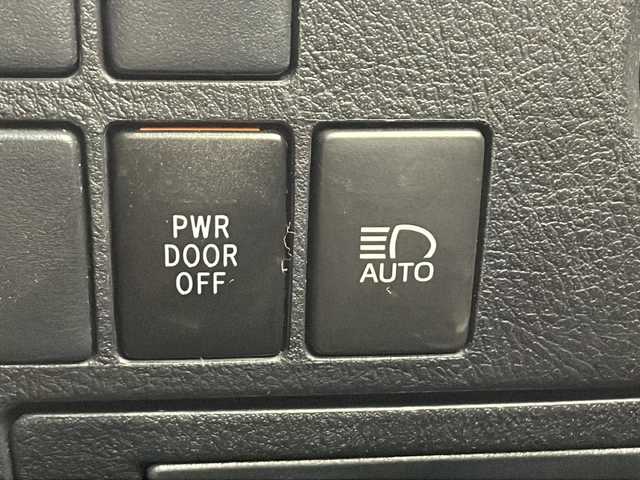 トヨタ アルファード S タイプゴールド 千葉県 2020(令2)年 2.1万km ブラック ワンオーナー/トヨタセーフティセンス/プリクラッシュセーフティ/レーントレーシングアシスト/レーンディパーチャーアラート/ロードサインアシスト/レーダークルーズコントロール/オートマチックハイビーム/先行車発進アラーム/純正ディスプレオーディオ/　ナビ/TV/BT/AM/FM/純正DVD/CDキット/12.1型フリップダウンモニター/バックカメラ/ビルトインETC/パワーバックドア/両側パワースライドドア/ドライブレコーダー/純正18インチAW/純正フロアマット/ハーフレザーシート/オートライト/LEDヘッドライト/フォグランプ/電子パーキング/ブレーキホールド/プッシュスタート/スマートキー