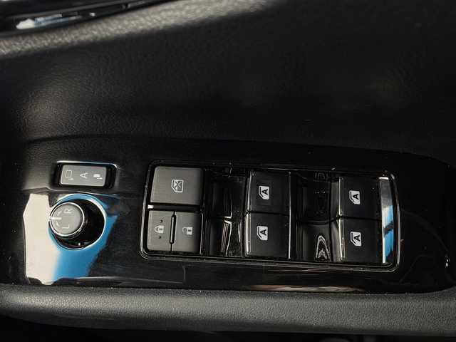 トヨタ アルファード S タイプゴールド 千葉県 2020(令2)年 2.1万km ブラック ワンオーナー/トヨタセーフティセンス/プリクラッシュセーフティ/レーントレーシングアシスト/レーンディパーチャーアラート/ロードサインアシスト/レーダークルーズコントロール/オートマチックハイビーム/先行車発進アラーム/純正ディスプレオーディオ/　ナビ/TV/BT/AM/FM/純正DVD/CDキット/12.1型フリップダウンモニター/バックカメラ/ビルトインETC/パワーバックドア/両側パワースライドドア/ドライブレコーダー/純正18インチAW/純正フロアマット/ハーフレザーシート/オートライト/LEDヘッドライト/フォグランプ/電子パーキング/ブレーキホールド/プッシュスタート/スマートキー