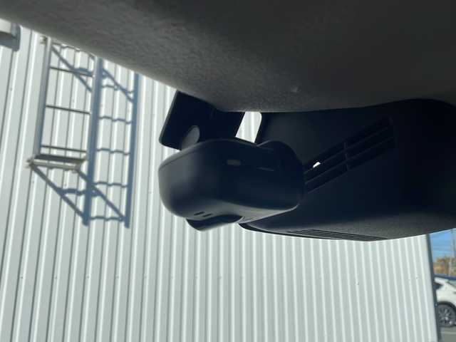 スズキ ジムニー XC 三重県 2018(平30)年 4.7万km ジャングルグリーン 禁煙/社外ナビ/フルセグTV/バックカメラ/シートヒーター/クルーズコントロール/背面タイヤ/ステアリングスイッチ/LEDオートライト/フォグランプ/ヘッドライトウォッシャー/電動格納ウィンカーミラー