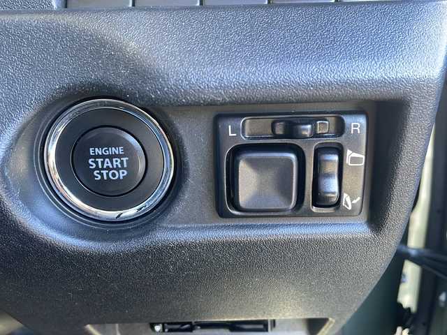 スズキ ジムニー XC 三重県 2018(平30)年 4.7万km ジャングルグリーン 禁煙/社外ナビ/フルセグTV/バックカメラ/シートヒーター/クルーズコントロール/背面タイヤ/ステアリングスイッチ/LEDオートライト/フォグランプ/ヘッドライトウォッシャー/電動格納ウィンカーミラー