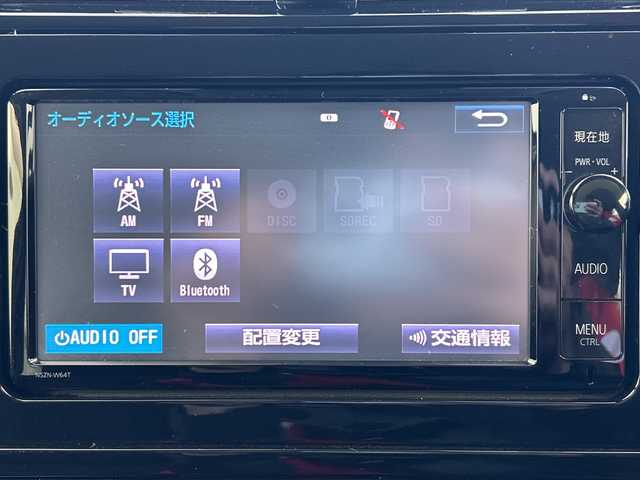 トヨタ プリウス S 奈良県 2016(平28)年 0.9万km シルバーM 純正ナビ/フルセグ CD DVD BT MSV/バックカメラ/ビルトインETC/プリクラッシュセーフティー/LDA/レーダークルーズコントロール/ふらつき検知機能/LEDヘッドライト/オートライト/オートハイビーム/スマートキー/スペアキー