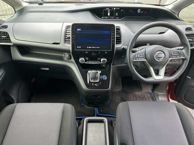 日産 セレナ e－パワー X 広島県 2019(令1)年 6.5万km マルーンレッド 禁煙/福祉車両/セーフティパックA/エマージェンシーブレーキ/車線逸脱警報/道路標識認識/ハイビームアシスト/クルーズコントロール/コーナーセンサー/純正１０インチナビ/・フルセグ/CD/DVD/Blu-ray/SD/REC/USB/アラウンドビューモニター/両側パワースライドドア/オートライト/ヘッドライトレベライザー/スマートキー/プッシュスタート/純正ドライブレコーダー（DJ4-D）/ETC/純正ドアバイザー/W+サイド+カーテンエアバック