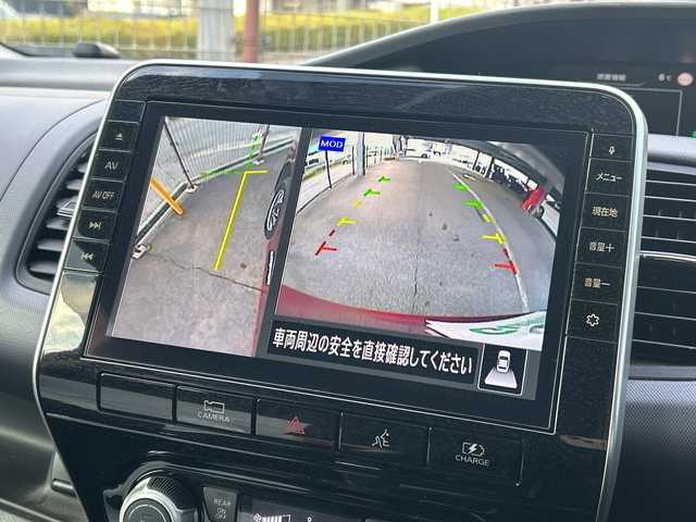 日産 セレナ e－パワー X 広島県 2019(令1)年 6.5万km マルーンレッド 禁煙/福祉車両/セーフティパックA/エマージェンシーブレーキ/車線逸脱警報/道路標識認識/ハイビームアシスト/クルーズコントロール/コーナーセンサー/純正１０インチナビ/・フルセグ/CD/DVD/Blu-ray/SD/REC/USB/アラウンドビューモニター/両側パワースライドドア/オートライト/ヘッドライトレベライザー/スマートキー/プッシュスタート/純正ドライブレコーダー（DJ4-D）/ETC/純正ドアバイザー/W+サイド+カーテンエアバック