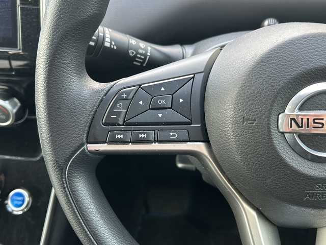 日産 セレナ e－パワー X 広島県 2019(令1)年 6.5万km マルーンレッド 禁煙/福祉車両/セーフティパックA/エマージェンシーブレーキ/車線逸脱警報/道路標識認識/ハイビームアシスト/クルーズコントロール/コーナーセンサー/純正１０インチナビ/・フルセグ/CD/DVD/Blu-ray/SD/REC/USB/アラウンドビューモニター/両側パワースライドドア/オートライト/ヘッドライトレベライザー/スマートキー/プッシュスタート/純正ドライブレコーダー（DJ4-D）/ETC/純正ドアバイザー/W+サイド+カーテンエアバック