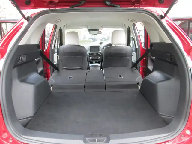 マツダ ＣＸ－５ XD Lパッケージ 千葉県 2015(平27)年 15.5万km ソウルレッドプレミアムメタリック メーカーナビ/バック&サイドカメラ/オーディオ【CD/DVD/BT/USB】/ホワイトレザーシート/OP純正19インチアルミホール/LEDヘッドライト&LEDフォグ/ウィンカードラミラー/リアコーナーセンサー/車報逸脱警報/ブラインドスポットモニター/レーダークルーズコントロール/前席パワーシート&シートヒーター/運転席メモリシート/アイドリングストップ/ETC/スマートキー