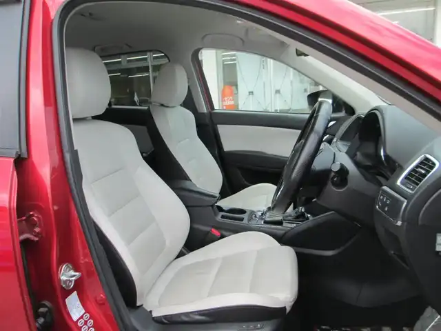 マツダ ＣＸ－５ XD Lパッケージ 千葉県 2015(平27)年 15.5万km ソウルレッドプレミアムメタリック メーカーナビ/バック&サイドカメラ/オーディオ【CD/DVD/BT/USB】/ホワイトレザーシート/OP純正19インチアルミホール/LEDヘッドライト&LEDフォグ/ウィンカードラミラー/リアコーナーセンサー/車報逸脱警報/ブラインドスポットモニター/レーダークルーズコントロール/前席パワーシート&シートヒーター/運転席メモリシート/アイドリングストップ/ETC/スマートキー
