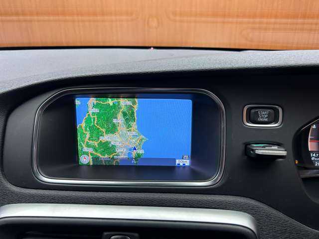 ボルボ Ｖ４０ クロスカントリー D4 モメンタム 千葉県 2018(平30)年 5.4万km 黒 ＡＣＣ　/ＢＬＩＳ　/純正ナビ　/バックカメラ　/メモリーパワーシート　/シートヒーター　/ドライブレコーダー　/ＬＥＤヘッドライト　/オートライト　/レーンアシスト　/ＥＴＣ　/純正１７インチＡＷ　/ルーフレール