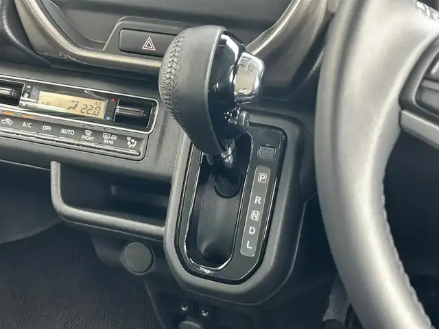 スズキ ハスラー Jスタイル Ⅱ 静岡県 2023(令5)年 0.4万km オフブルーメタリック/ガンメタリック2トーンルーフ デュアルセンサーブレーキ/ステアリングリモコン/LEDヘッドライト/オートライト/オートマチックハイビーム/アイドリングストップ/スズキセーフティサポート/・デュアルカメラブレーキサポート/・衝突被害軽減ブレーキ/・誤発進抑制機能/・後方誤発進抑制機能/・車線逸脱警報機能/・車線逸脱抑制機能/・ふらつき警報機能/・標識認識機能/・アダクティブクルーズコントロール/・先行車発進お知らせ機能/・ハイビームアシスト/バックカメラ/パーキングアシスト/プッシュスタート/純正15インチアルミホイール/前席シートヒーター/カーテンエアバック